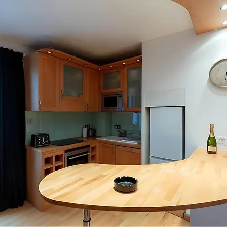 Spacious 2br For 7 - Near Palais Des Congres