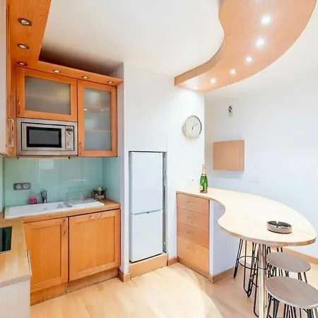 Elegant 2br - Sleeps 7 - Walk To Arc De Triomphe