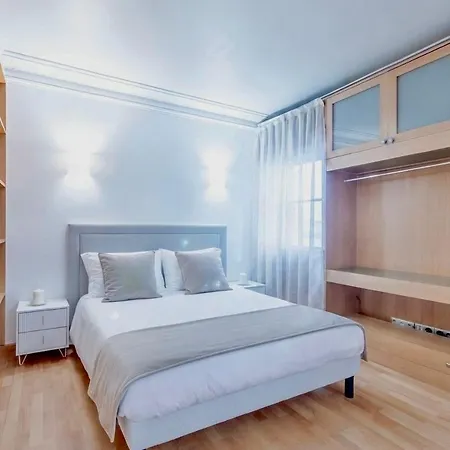 Elegant 2br - Sleeps 7 - Walk To Arc De Triomphe *