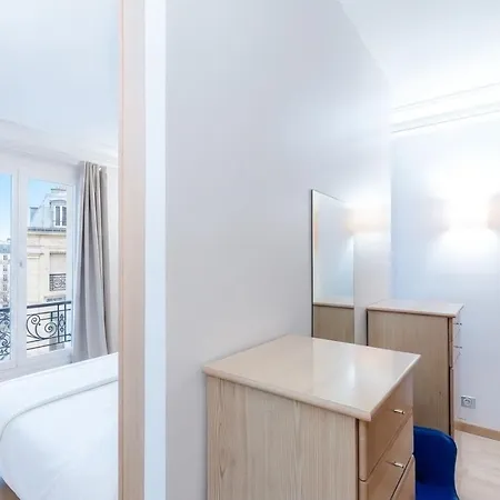Appartamento Elegant 2br - Sleeps 7 - Walk To Arc De Triomphe *