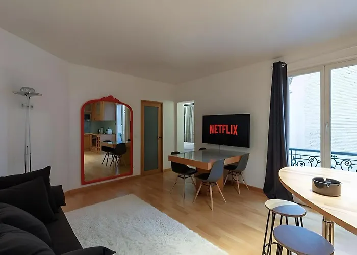 Апартаменты Spacious 2br For 7 - Near Palais Des Congres