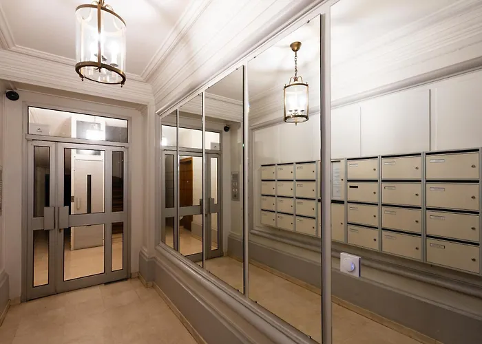 Spacious 2br For 7 - Near Palais Des Congres
