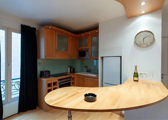 Spacious 2br For 7 - Near Palais Des Congres
