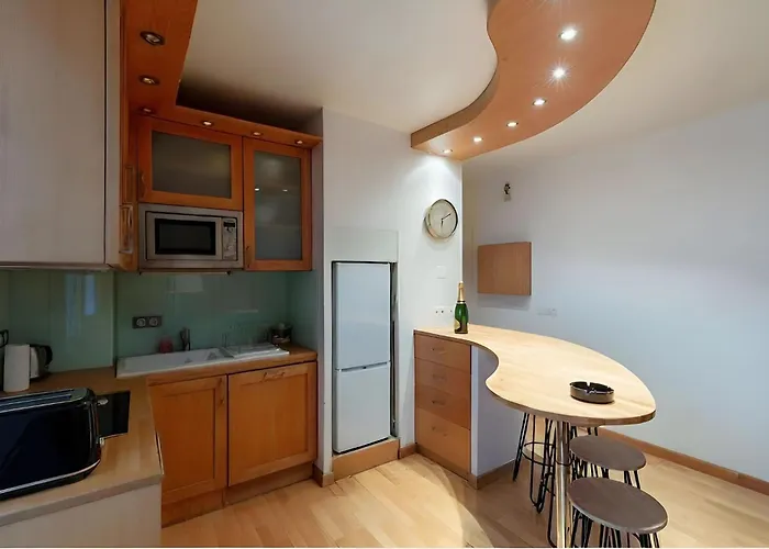 Spacious 2br For 7 - Near Palais Des Congres * Париж