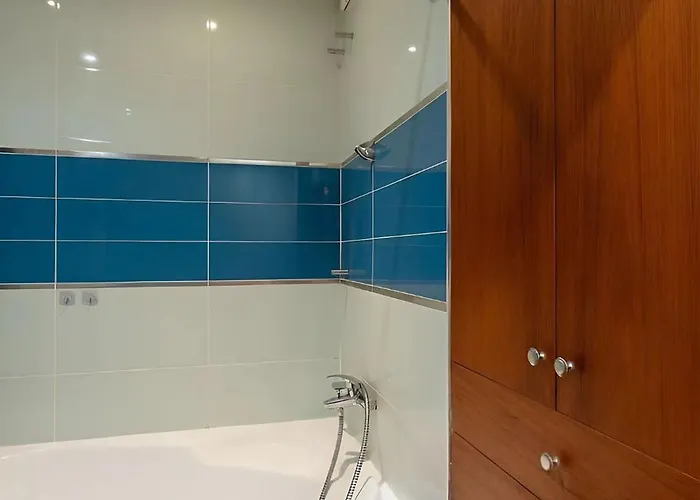 Spacious 2br For 7 - Near Palais Des Congres Апартаменты