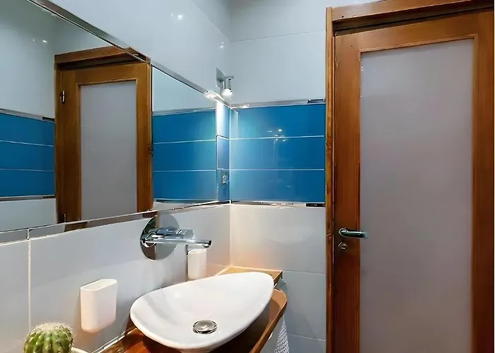 Spacious 2br For 7 - Near Palais Des Congres *
