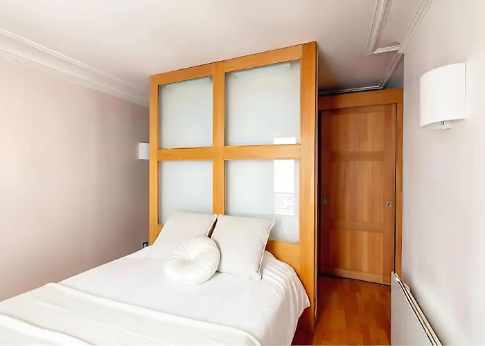 Spacious 2br For 7 - Near Palais Des Congres Париж